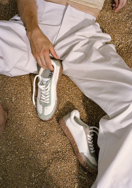 THEMOIRè svela le sneakers Aura realizzate in kapok e cotone organico